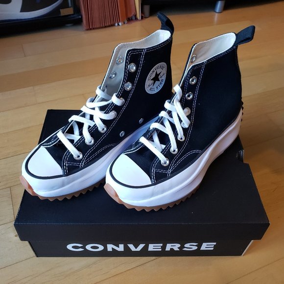 Converse Run Star Hike Black Gum Size 8.5W - Picture 2 of 4